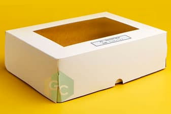 White pastry box with window
